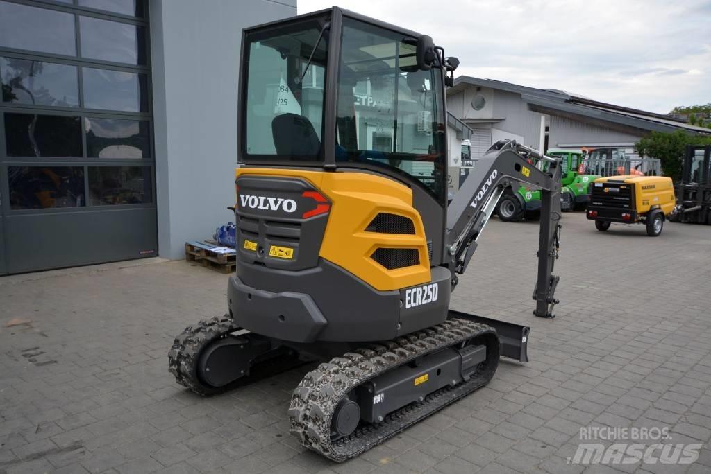 Volvo ECR 25 D Εκσκαφάκι (διαβολάκι) < 7t