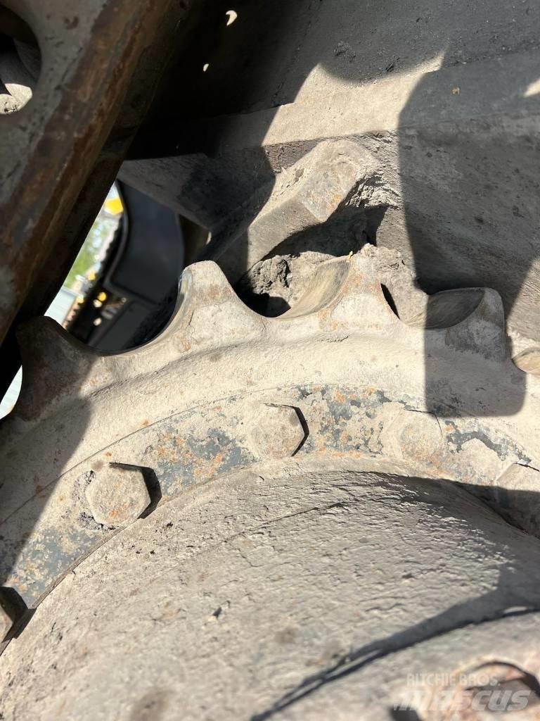 CAT 330 D Εκσκαφείς με ερπύστριες
