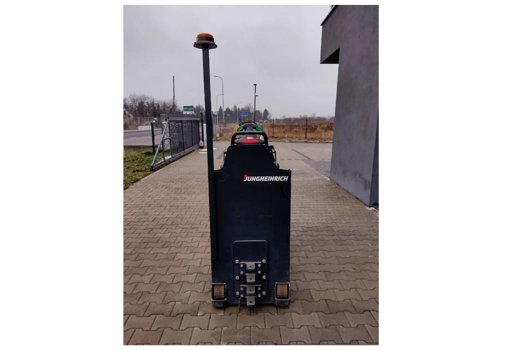 Jungheinrich EZS 130 Φορτηγά ρυμούλκησης