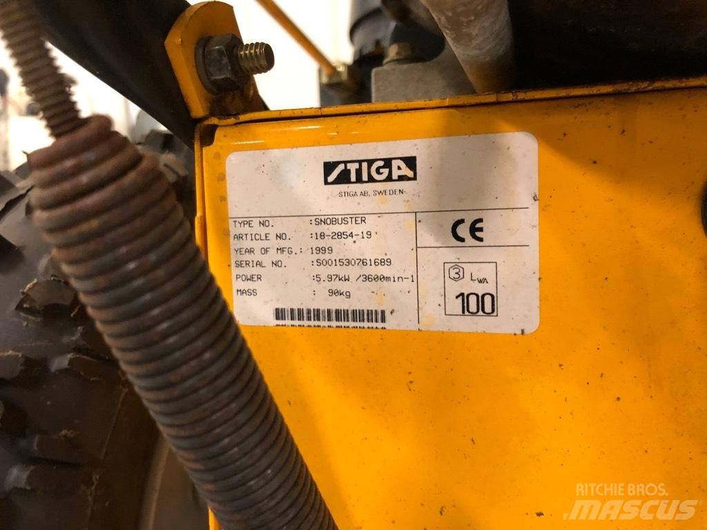Stiga Snowbuster Χρηστικές μηχανές