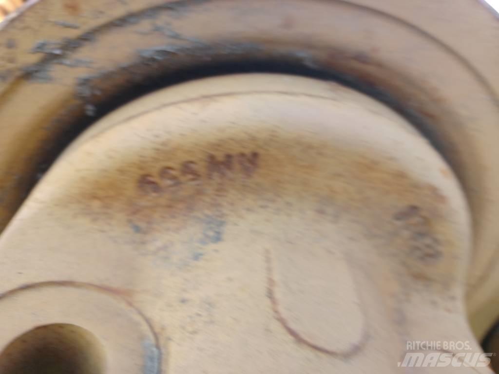 Komatsu D 155 Σύστημα κύλισης undercarriage