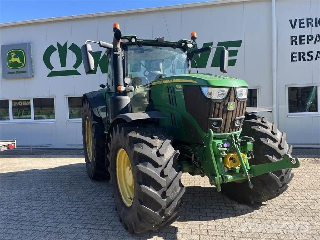 John Deere 6215R Τρακτέρ