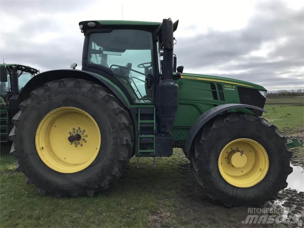John Deere 6250R Τρακτέρ