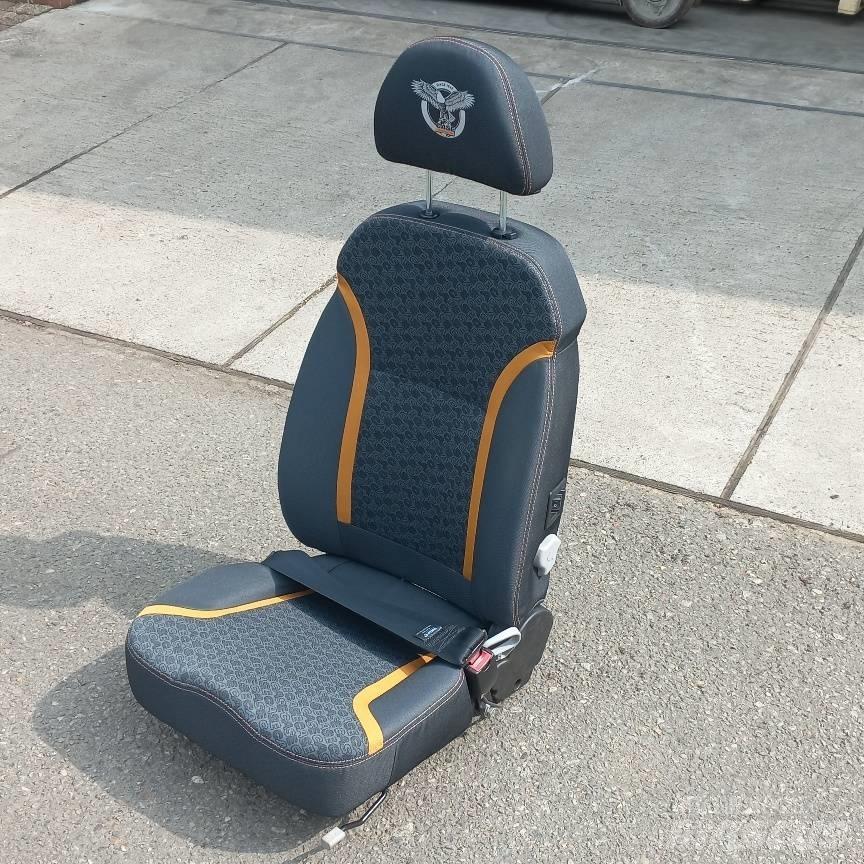 CASE CX210E stoel Καμπίνες και εσωτερικό