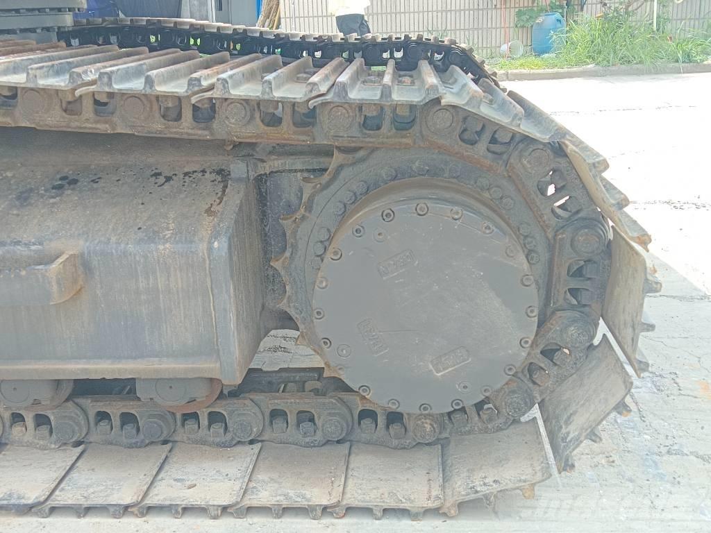 Hyundai R220LC-9S Εκσκαφείς με ερπύστριες
