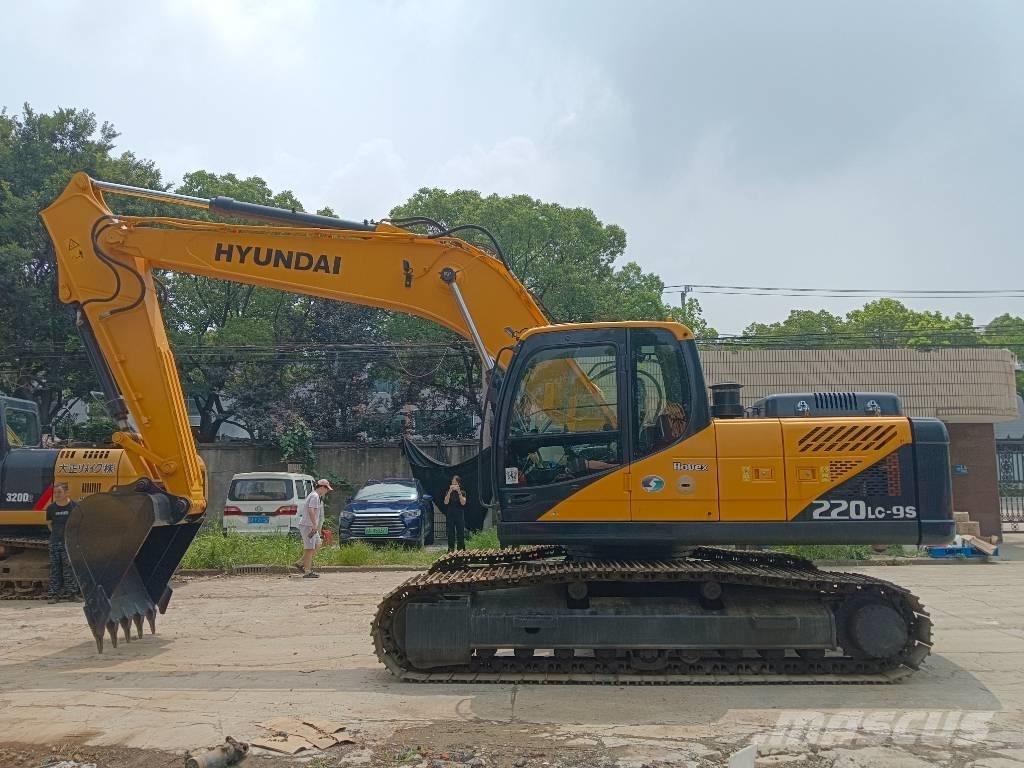 Hyundai R220LC-9S Εκσκαφείς με ερπύστριες