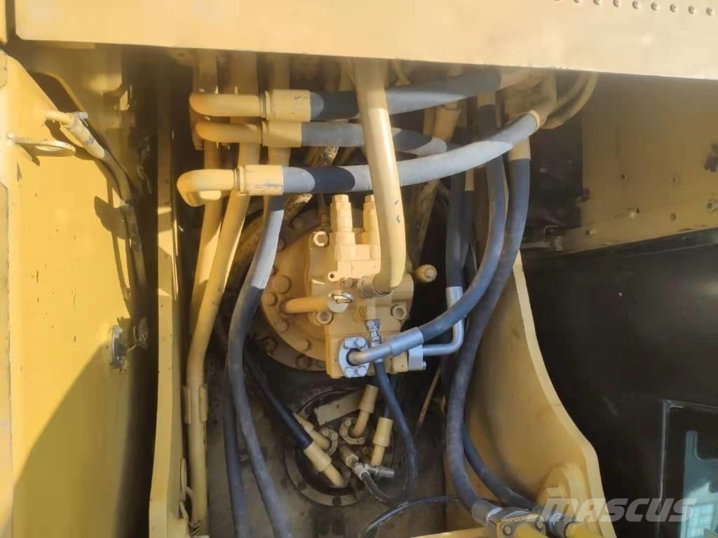 CAT 320 B Εκσκαφείς με ερπύστριες