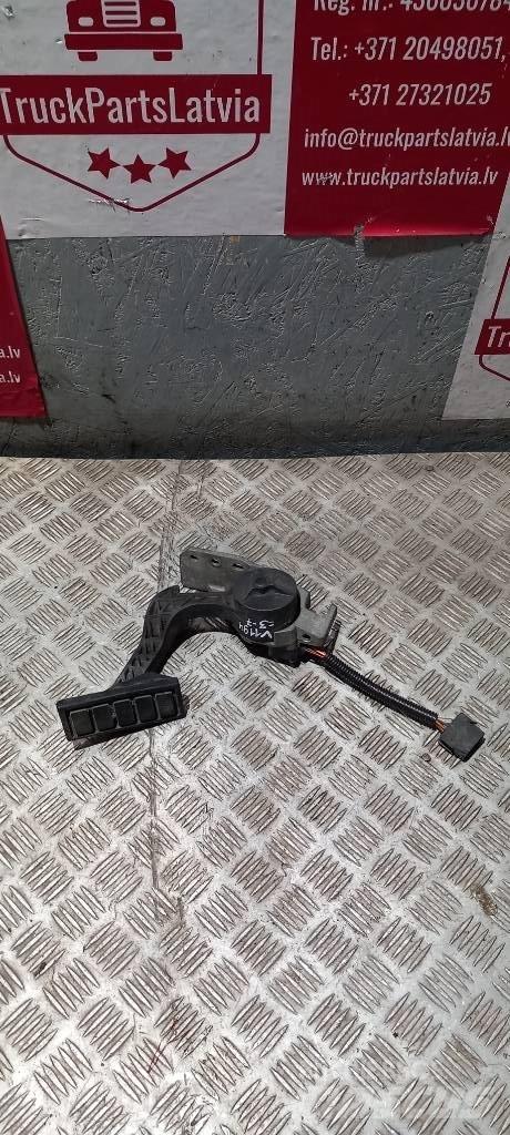 Volvo FH 13   3980492 Καμπίνες και εσωτερικό