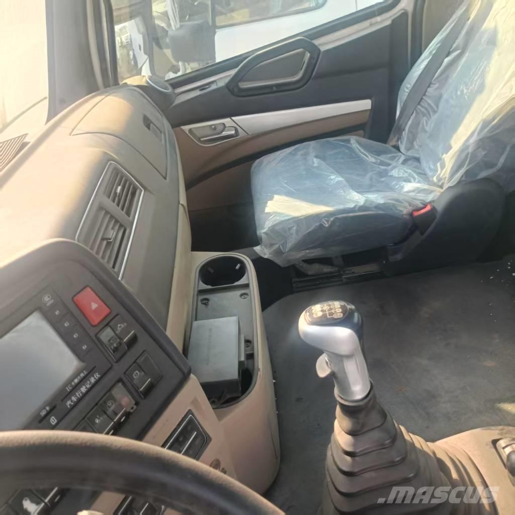 Howo 371 6x4 Τράκτορες