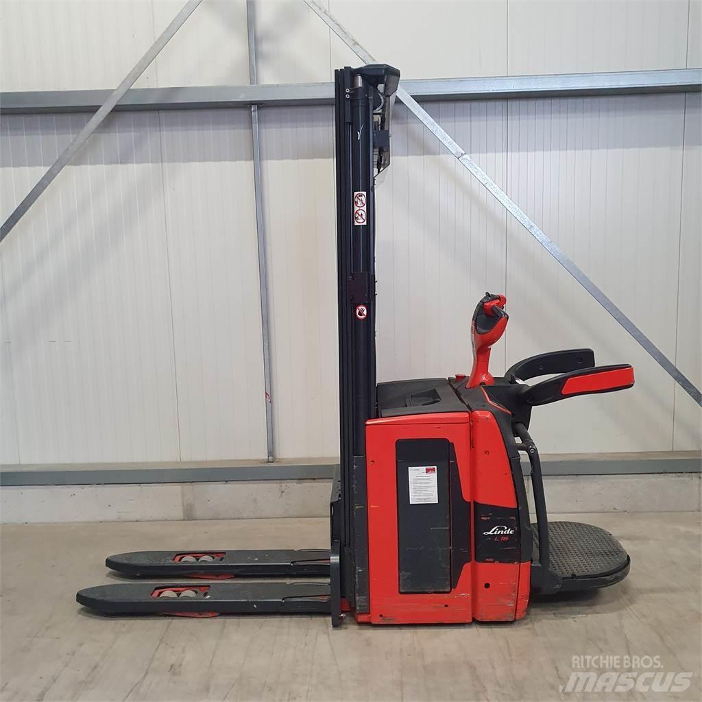 Linde L16APi Παλετοφόρα πεζού χειριστή με ιστό