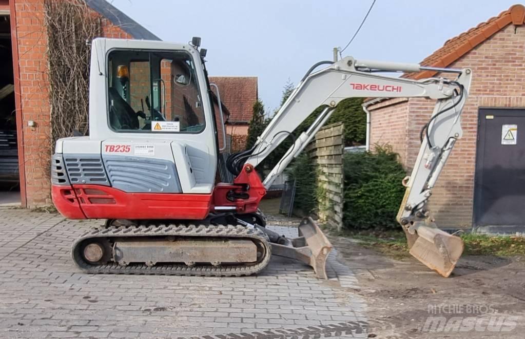 Takeuchi TB 235 Εκσκαφείς με ερπύστριες