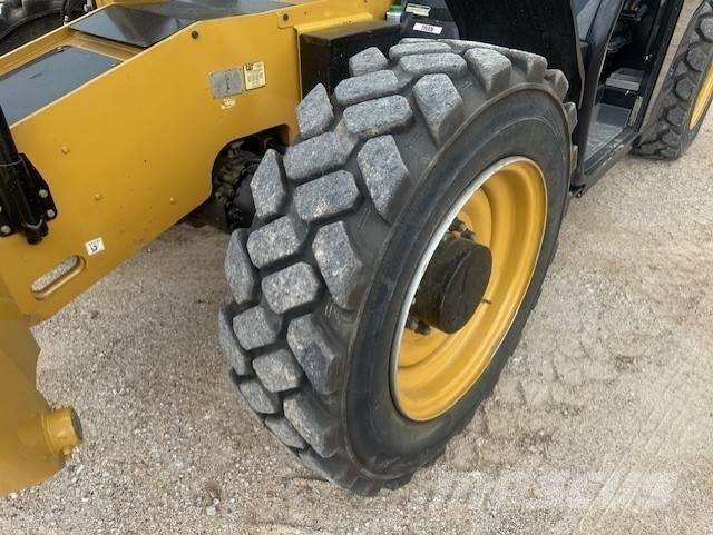 CAT TL1055D Τηλεσκοπικοί ανυψωτές