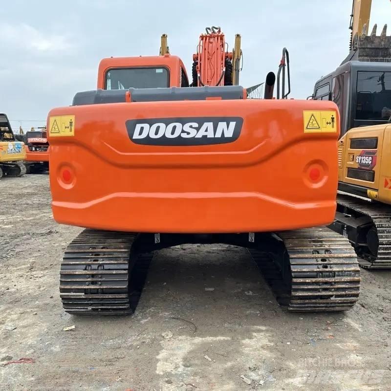 Doosan DX150 Εκσκαφείς με ερπύστριες