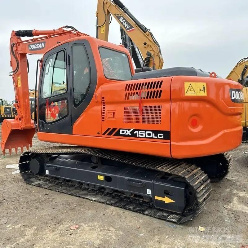 Doosan DX150 Εκσκαφείς με ερπύστριες