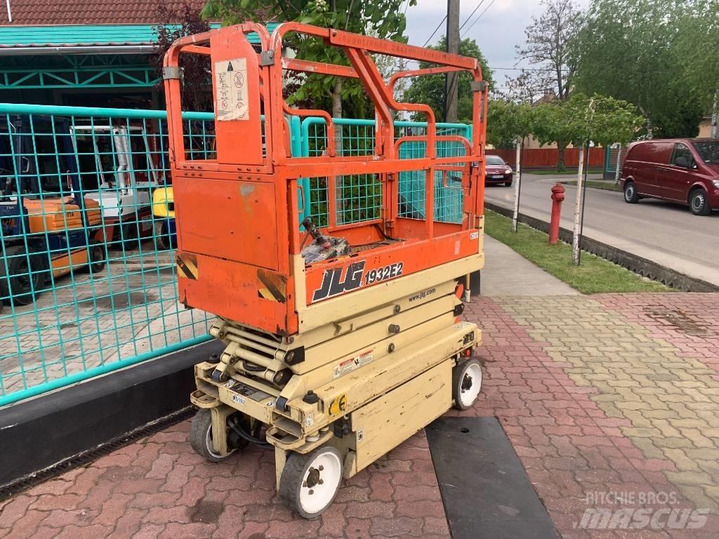 JLG 1932E2     V-2782 Ανυψωτήρες με κατακόρυφους πυλώνες