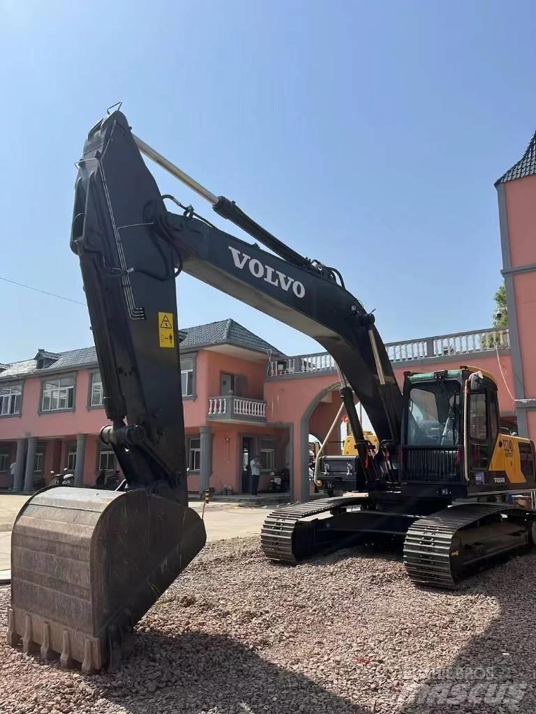 Volvo EC 240 Εκσκαφείς με ερπύστριες