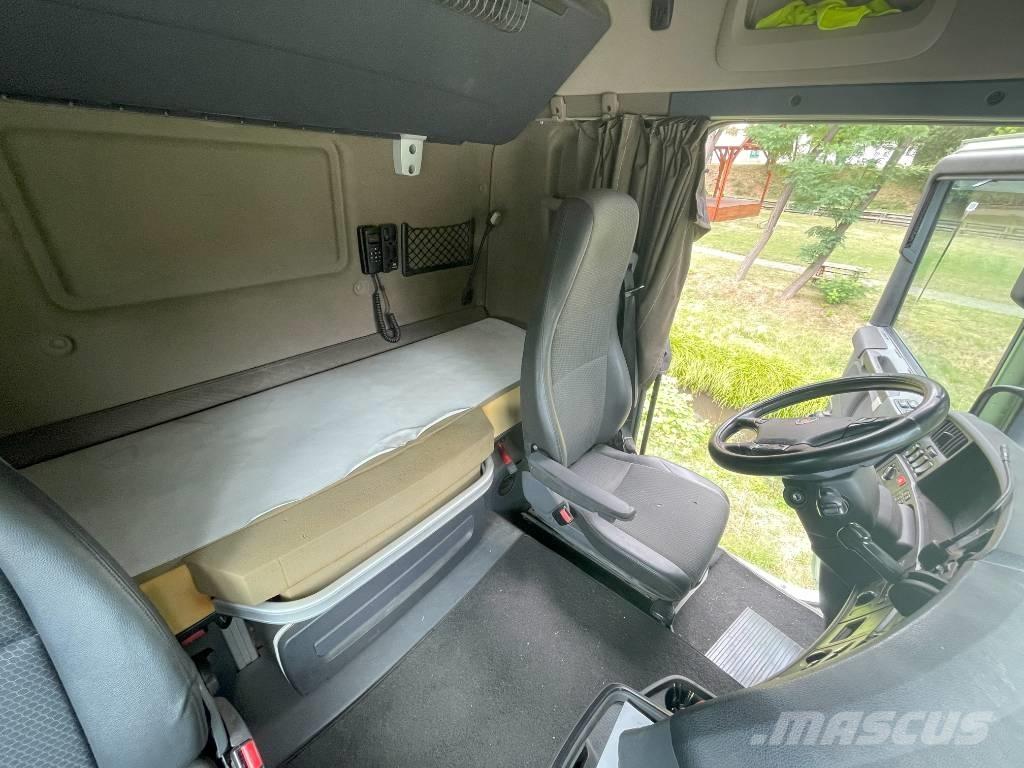 Scania R 490 Τράκτορες