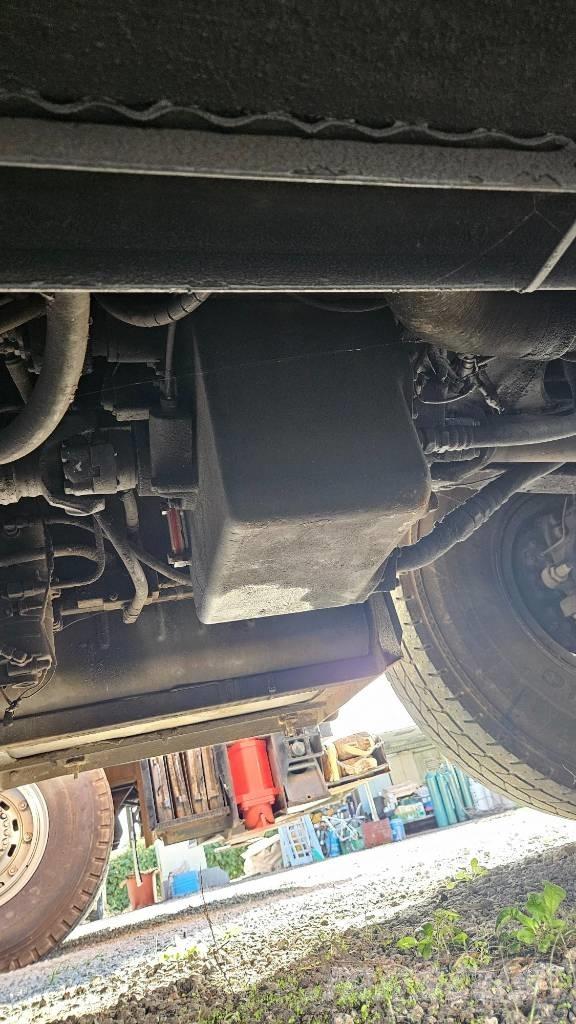 Kato SR 250 Γερανοί ανώμαλου εδάφους