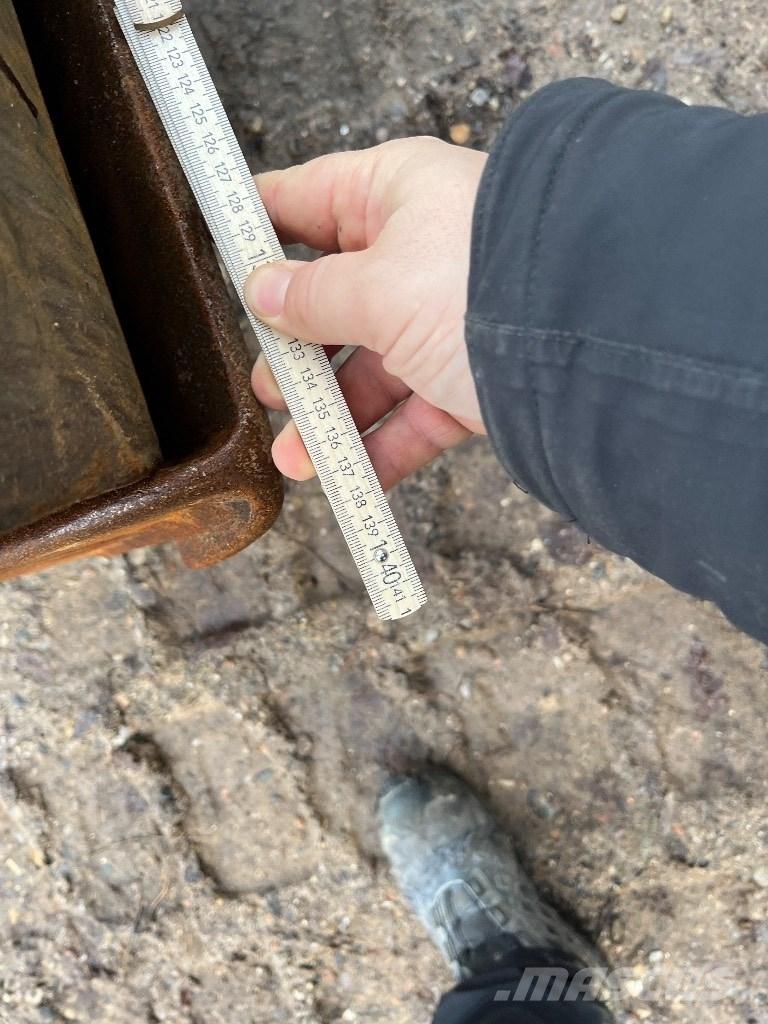 CAT 308 CR Μίνι εκσκαφείς 7t - 12t