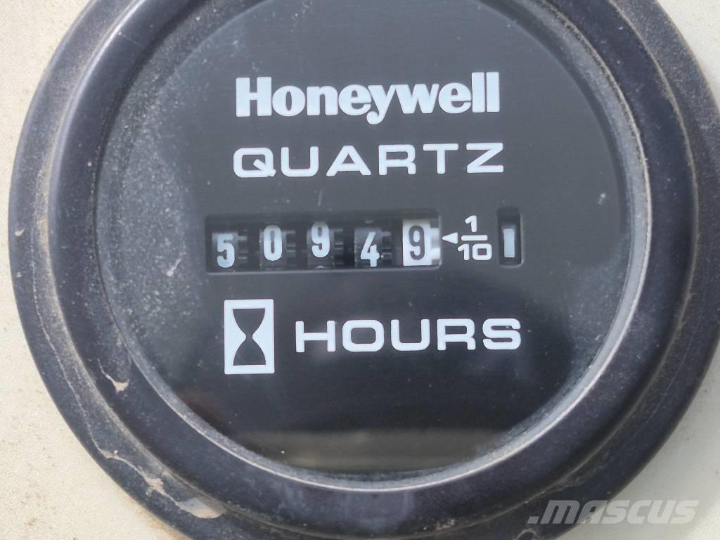 SkyJack SJ 66 T Ανυψωτήρες με αρθρωτό βραχίονα