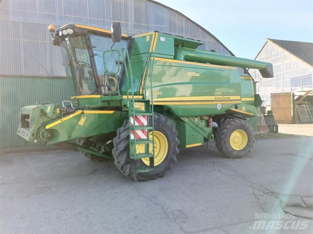 John Deere W540 Θεριζοαλωνιστικές μηχανές