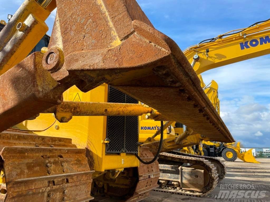 Komatsu D65PX-18E0 Μπουλντόζες με ερπύστριες