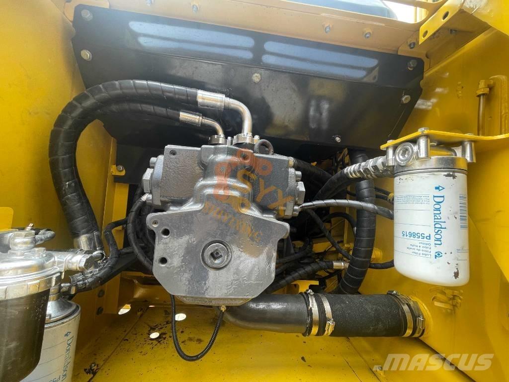 Komatsu PC 220-7 Εκσκαφείς με ερπύστριες