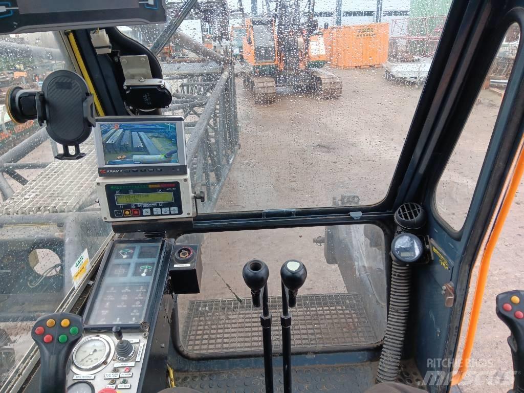 Hitachi KH 230-3 Γερανοί με ερπύστριες