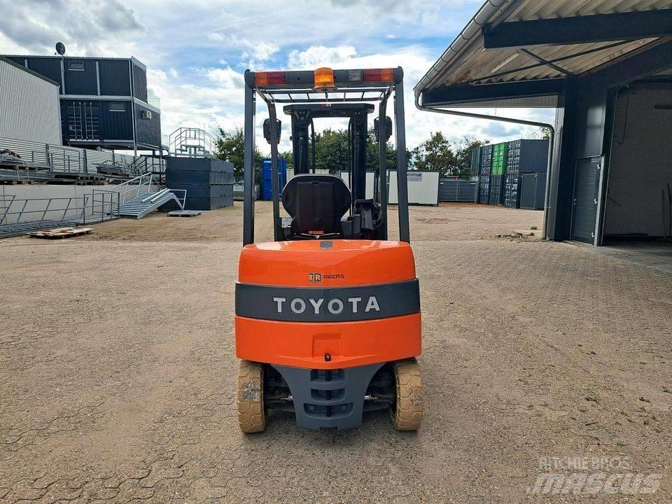 Toyota 7FBMF25 Κατασκευές - Άλλα