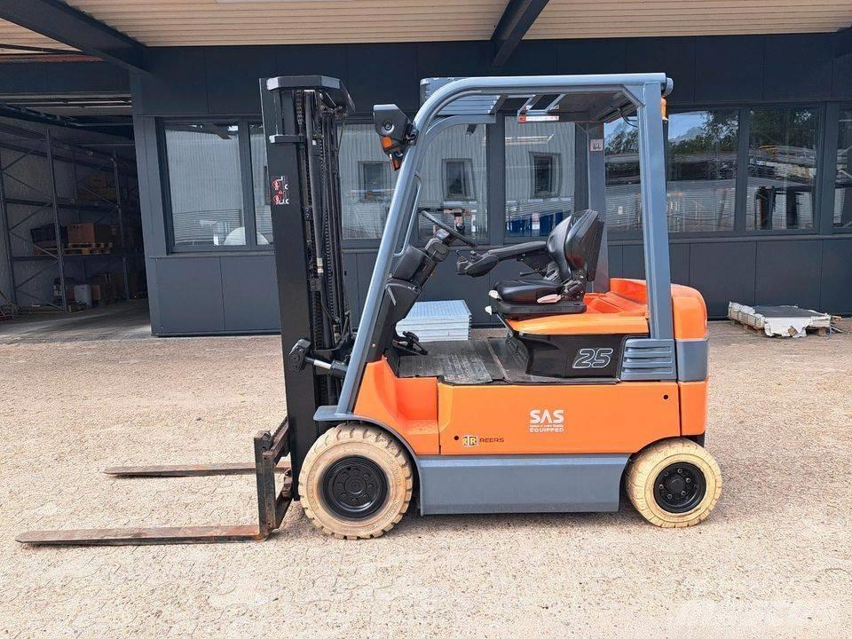 Toyota 7FBMF25 Κατασκευές - Άλλα
