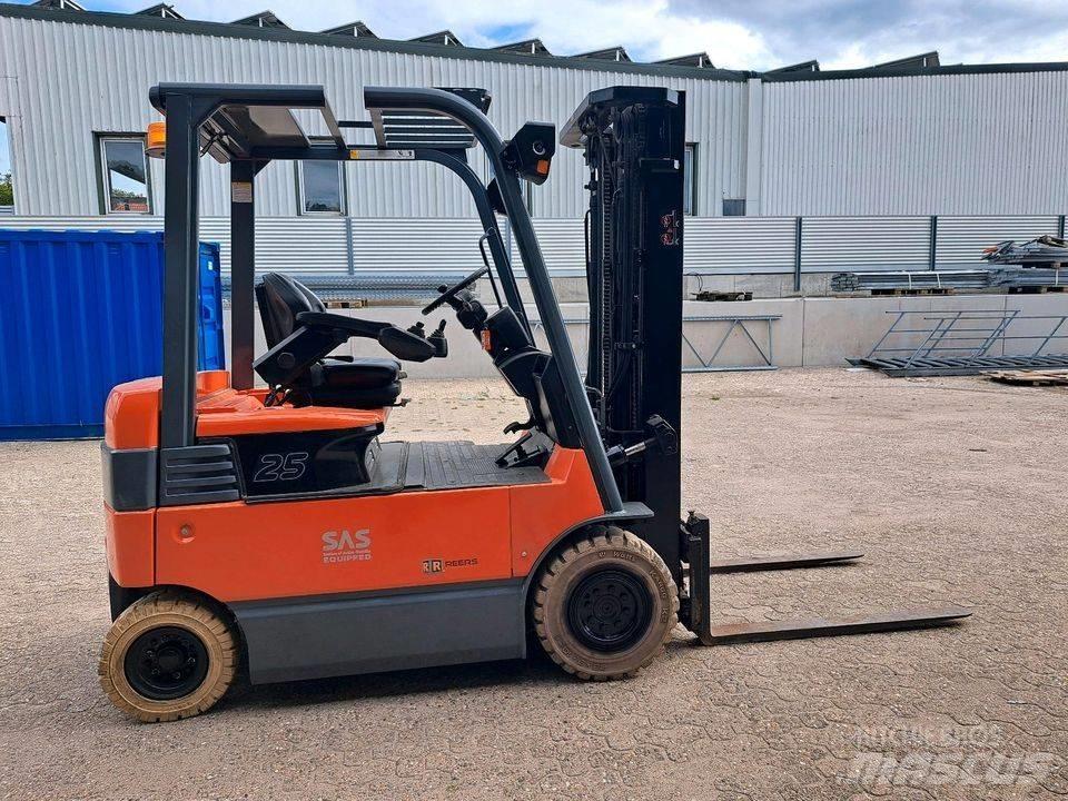 Toyota 7FBMF25 Κατασκευές - Άλλα