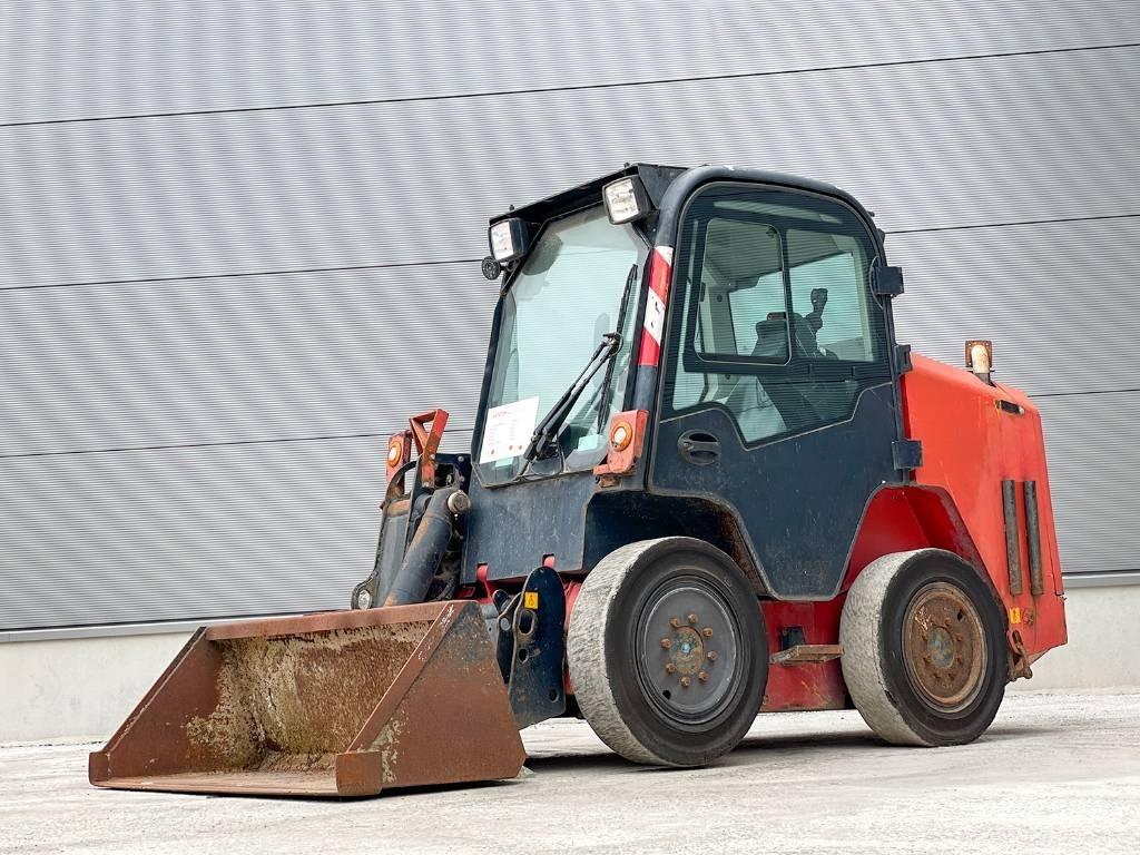 JCB R260 Φορτωτάκια
