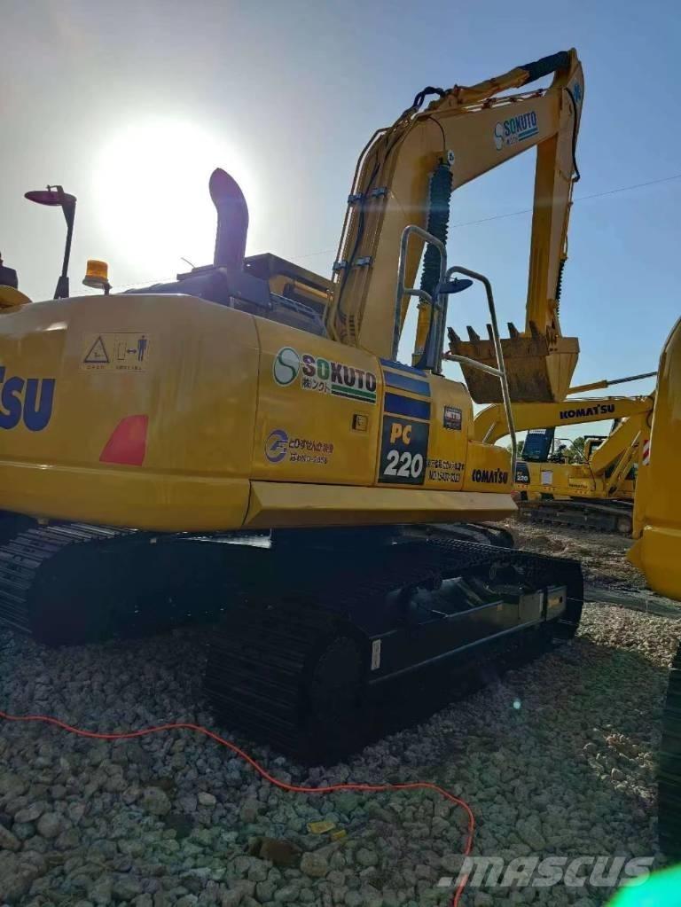 Komatsu PC 220-8 Εκσκαφείς με ερπύστριες
