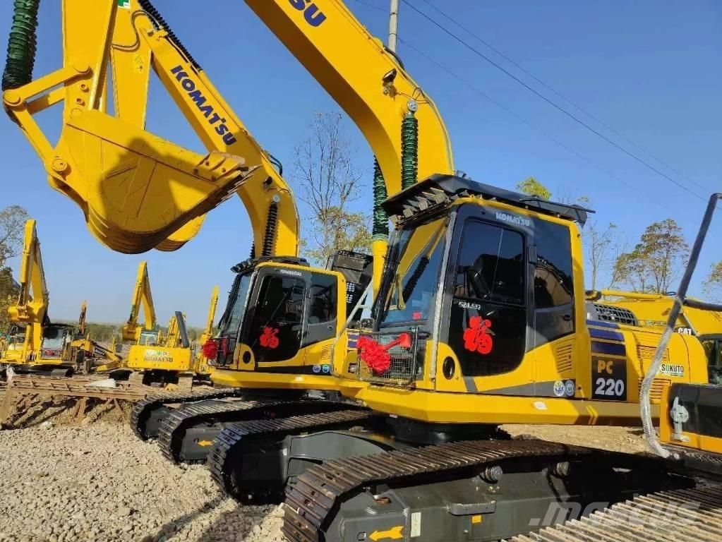Komatsu PC 220-8 Εκσκαφείς με ερπύστριες