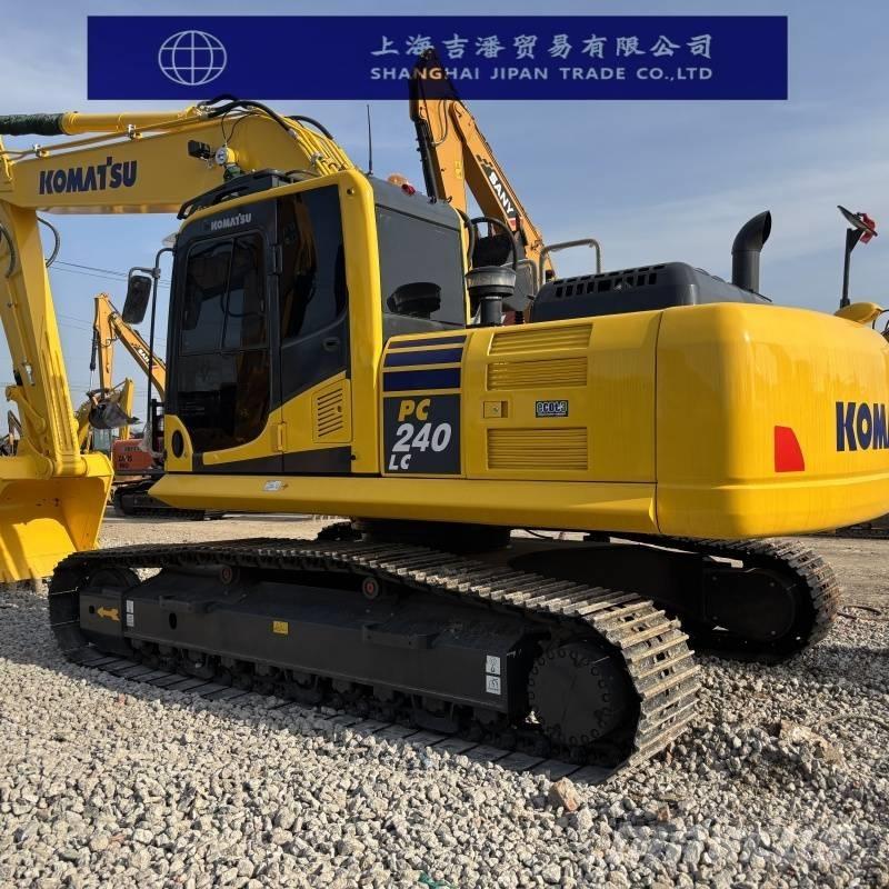 Komatsu PC 240 Εκσκαφείς με ερπύστριες