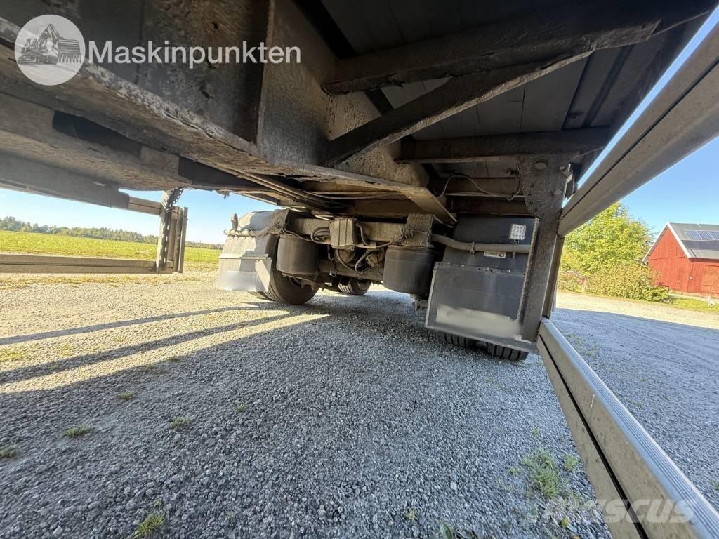 Ekeri L4 Ρυμούλκες κλούβα