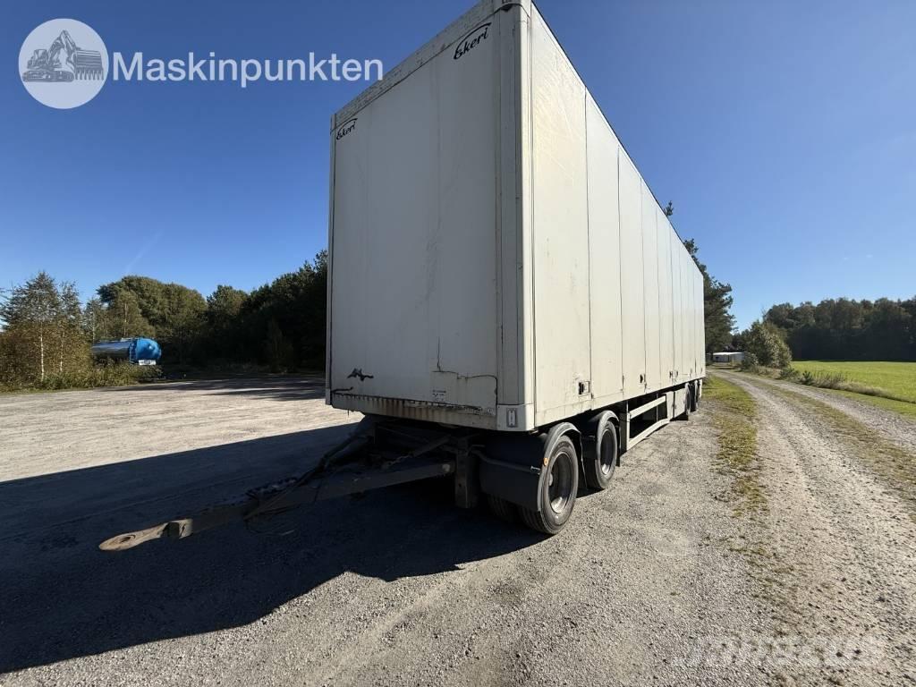 Ekeri L4 Ρυμούλκες κλούβα