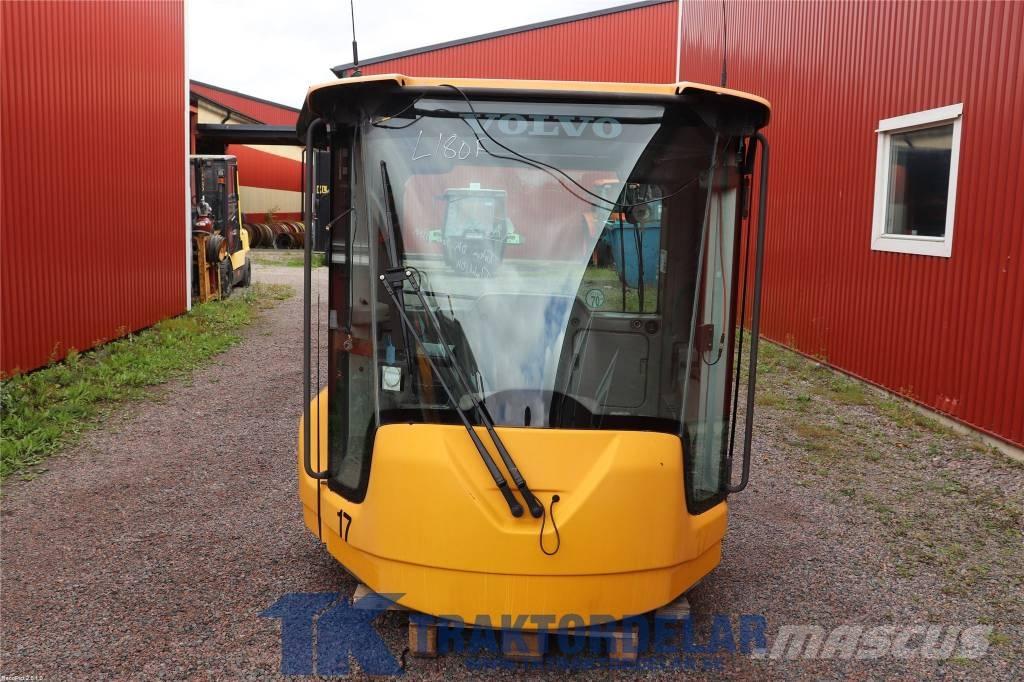 Volvo L 180 F Καμπίνες και εσωτερικό