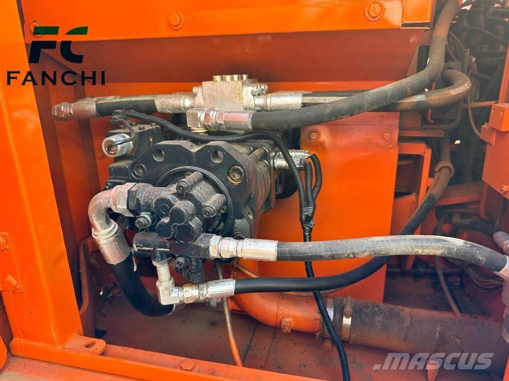 Doosan DX 140 LC Εκσκαφείς με ερπύστριες