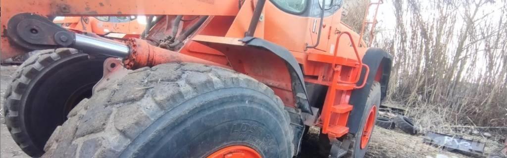 Doosan DL 300 Φορτωτές με λάστιχα (Τροχοφόροι)