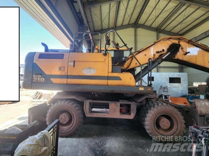 Hyundai HW210 Εκσκαφείς με τροχούς - λάστιχα