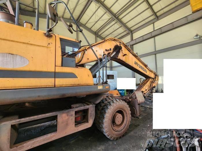 Hyundai HW210 Εκσκαφείς με τροχούς - λάστιχα