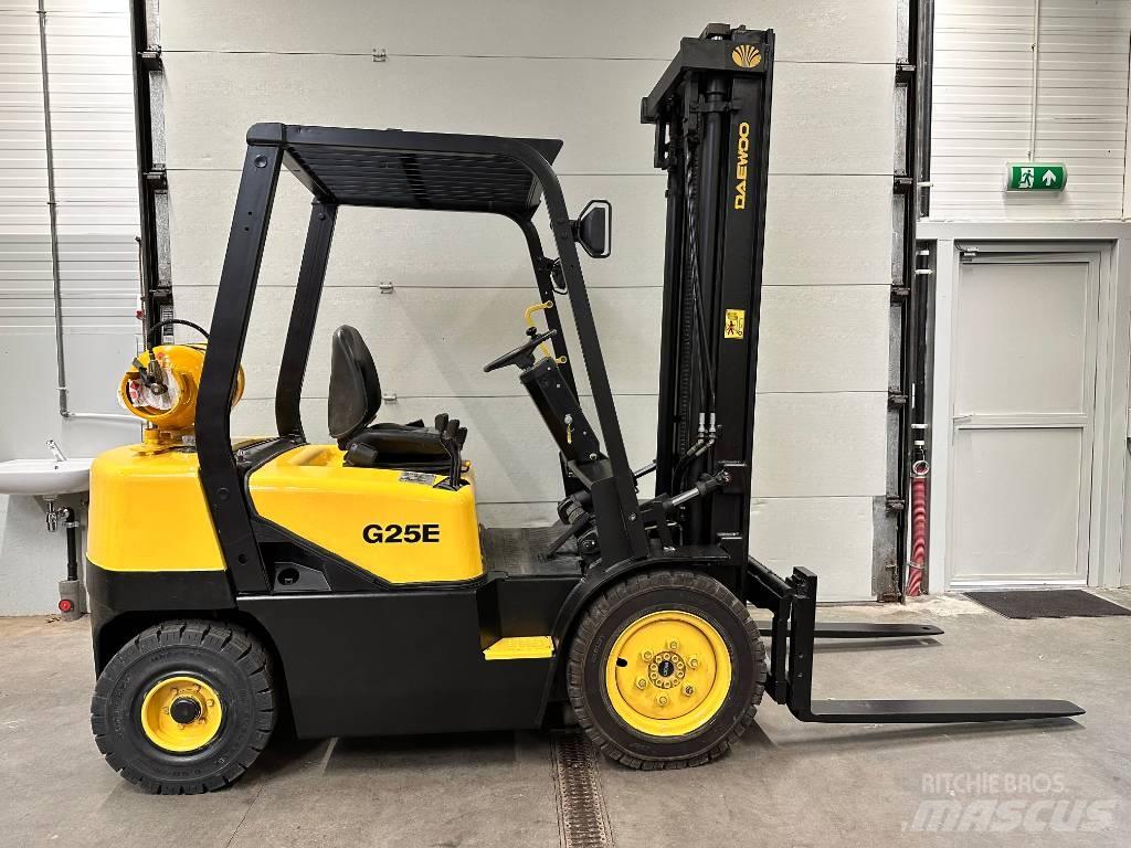  DOOSON G25E-3 Περονοφόρα ανυψωτικά κλαρκ με φυσικό αέριο LPG
