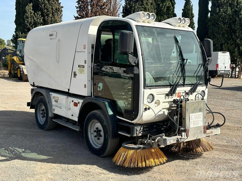 Ausa Ausa Σκούπες
