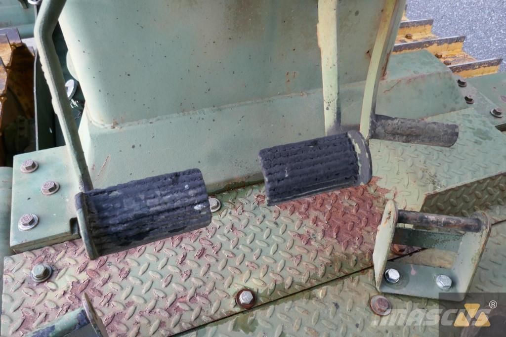 CAT D7G Ex-army Μπουλντόζες με ερπύστριες