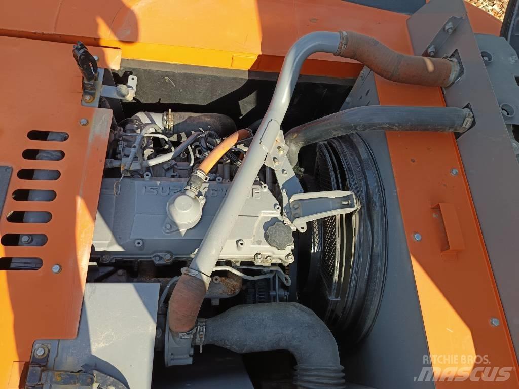 Hitachi ZX240 Εκσκαφείς με ερπύστριες