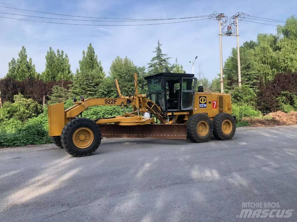 SEM 922F grader Γκρέιντερς