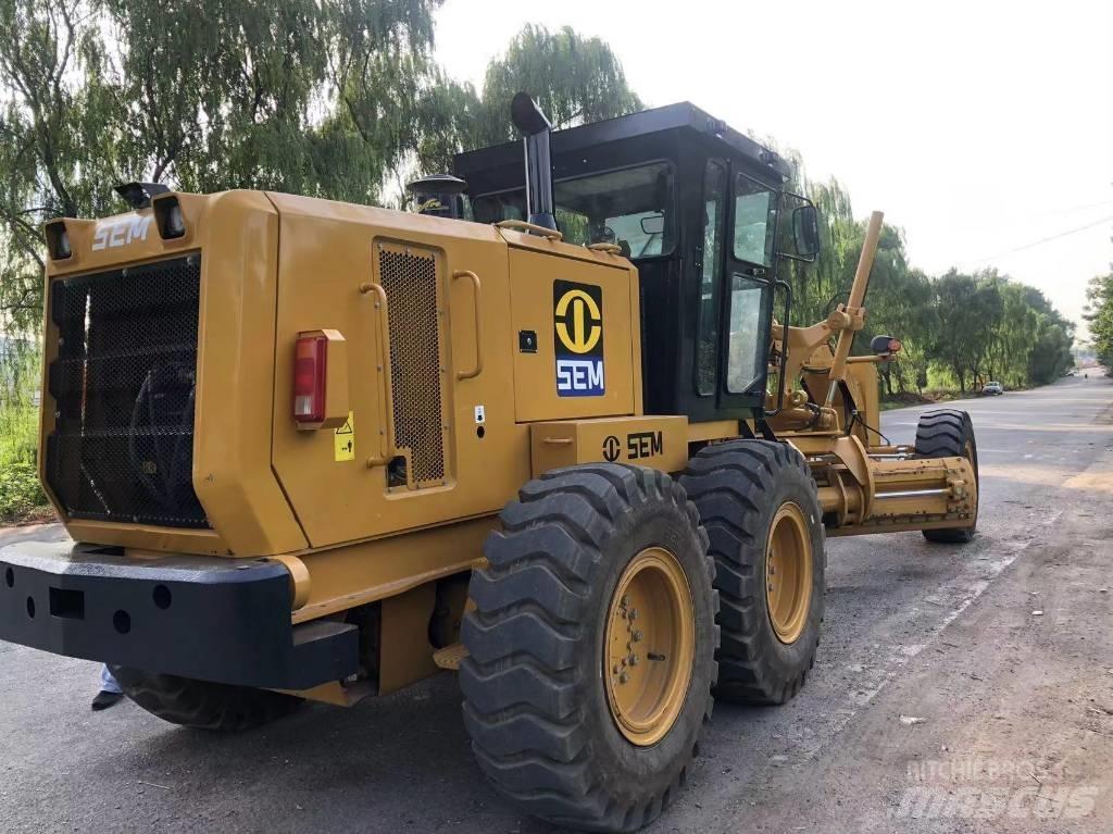 SEM 922F grader Γκρέιντερς