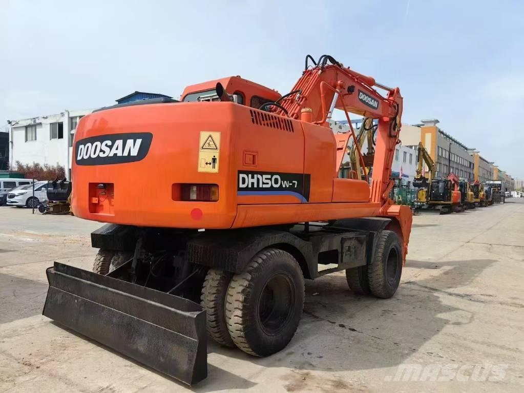 Doosan DH 150 Εκσκαφείς με τροχούς - λάστιχα