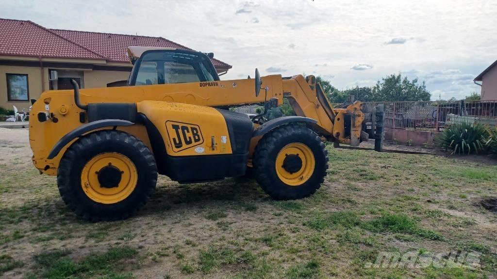 JCB 541-70 Συστήματα τηλεχειρισμού για τη γεωργία